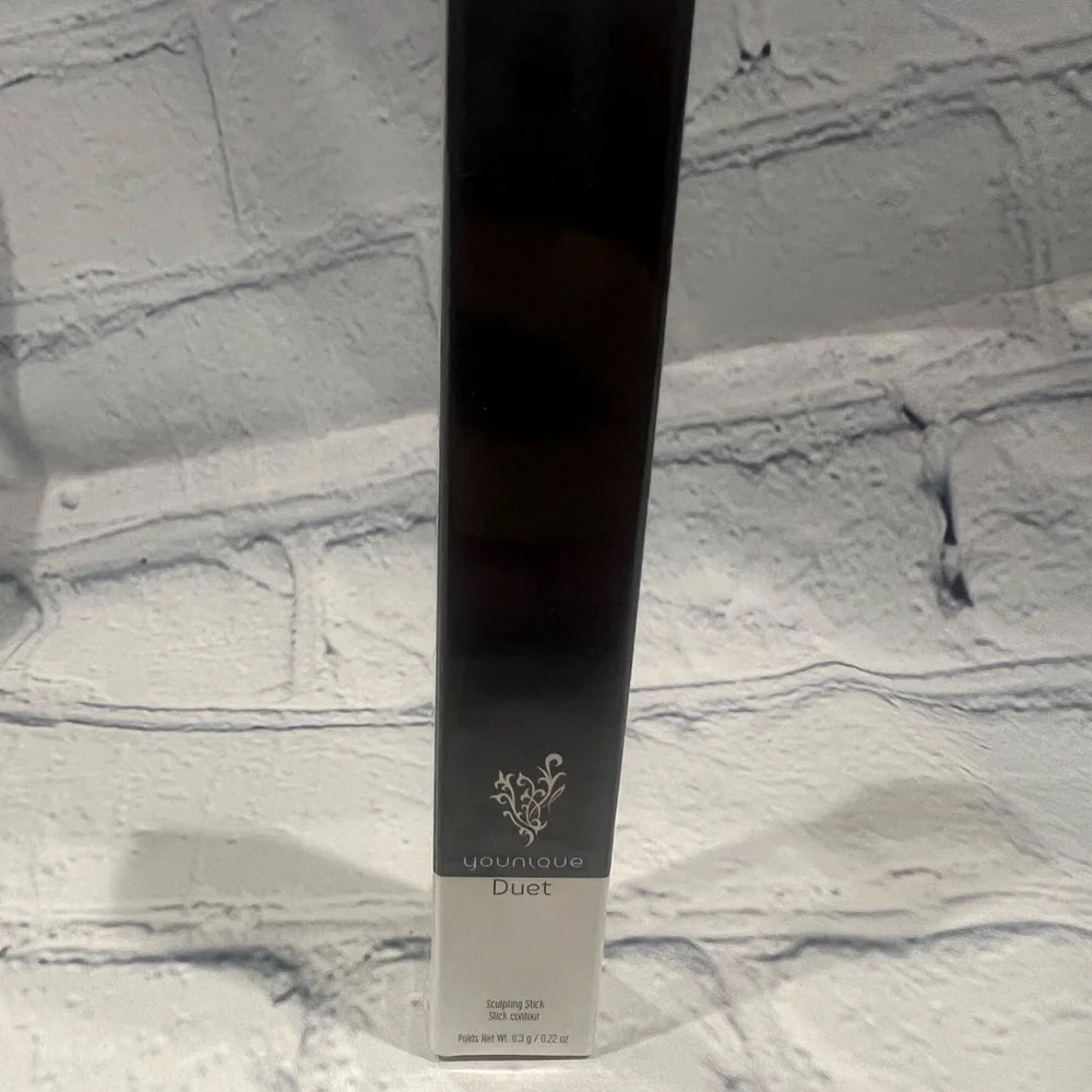 Younique duet contour-Dark